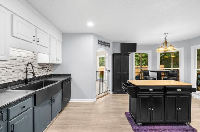 529 Cassville White Road, Cartersville, GA 30121