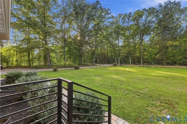 3290 Maidens Rd, Powhatan, VA 23139