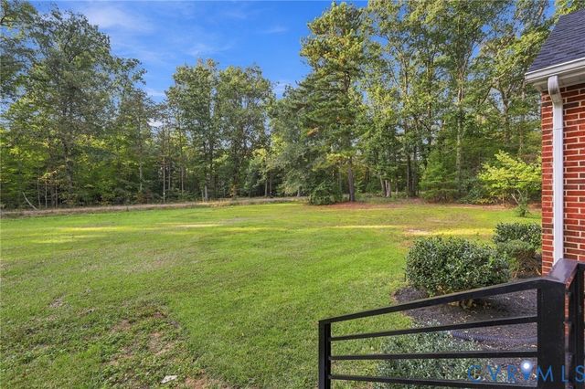 3290 Maidens Rd, Powhatan, VA 23139