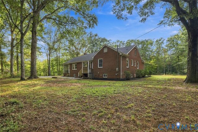 3290 Maidens Rd, Powhatan, VA 23139