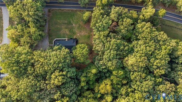 3290 Maidens Rd, Powhatan, VA 23139