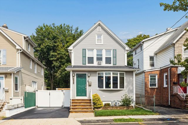535 FREEMAN ST, Lyndhurst, NJ 07071