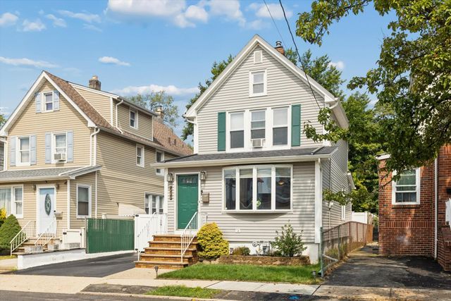 535 FREEMAN ST, Lyndhurst, NJ 07071