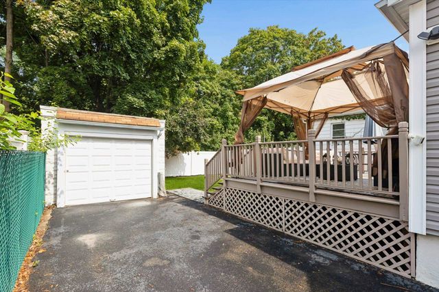 535 FREEMAN ST, Lyndhurst, NJ 07071