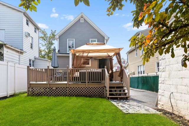535 FREEMAN ST, Lyndhurst, NJ 07071