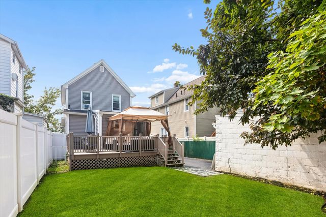 535 FREEMAN ST, Lyndhurst, NJ 07071