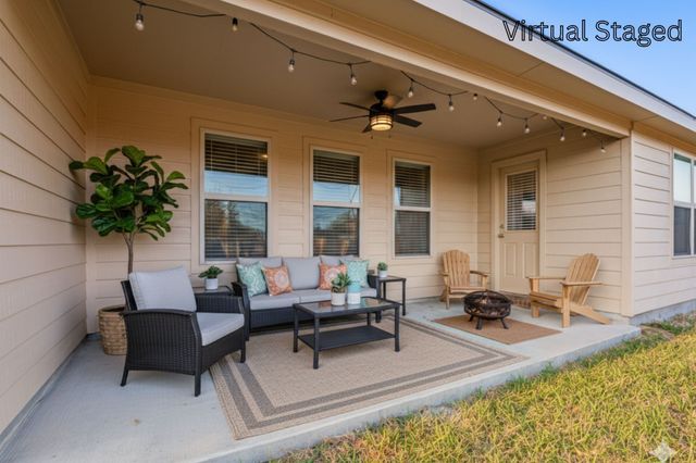 542 Clearlake Drive, Waxahachie, TX 75165