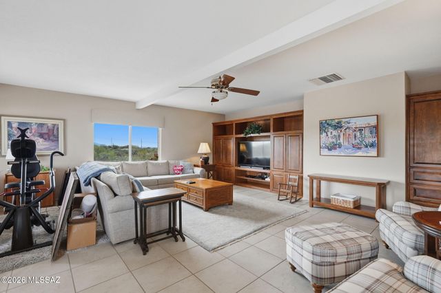 11141 E Escalante Road, Tucson, AZ 85730