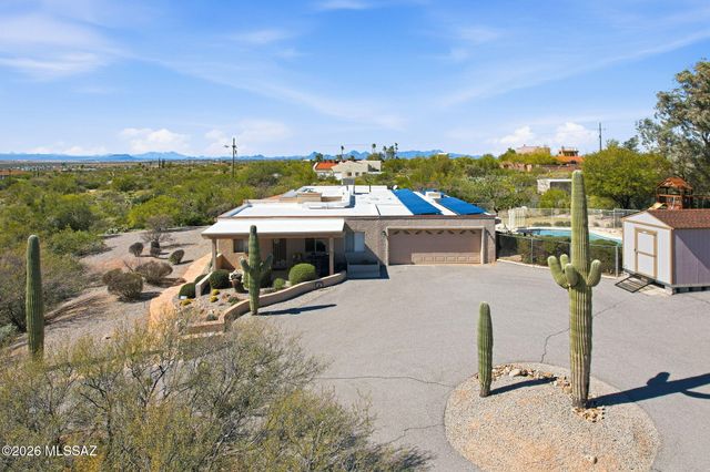 11141 E Escalante Road, Tucson, AZ 85730