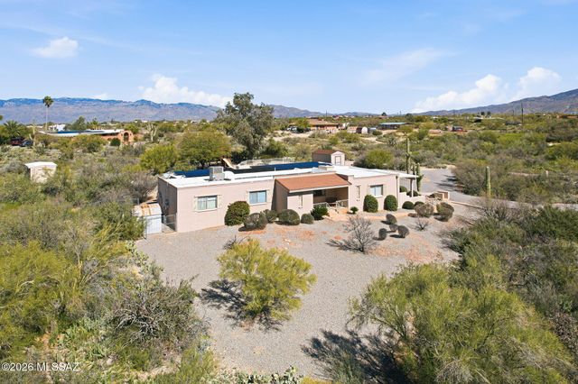 11141 E Escalante Road, Tucson, AZ 85730