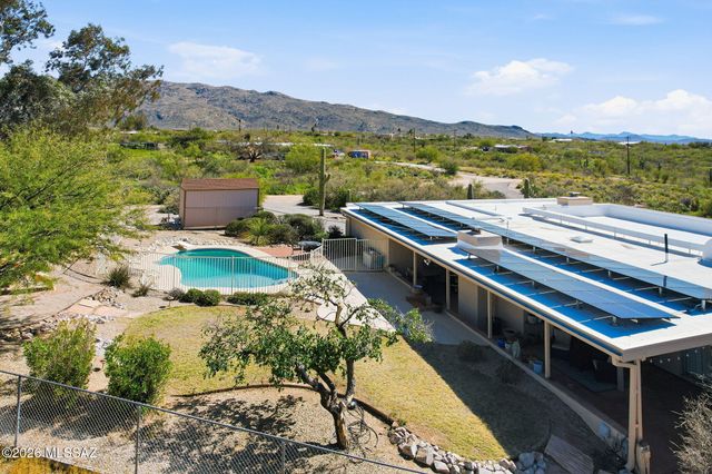 11141 E Escalante Road, Tucson, AZ 85730