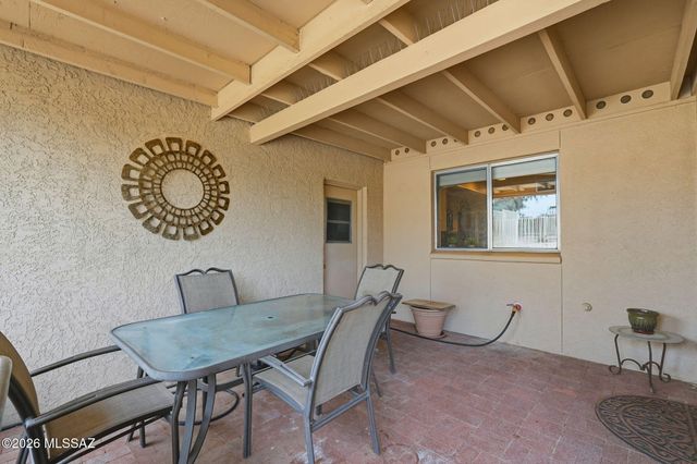 11141 E Escalante Road, Tucson, AZ 85730