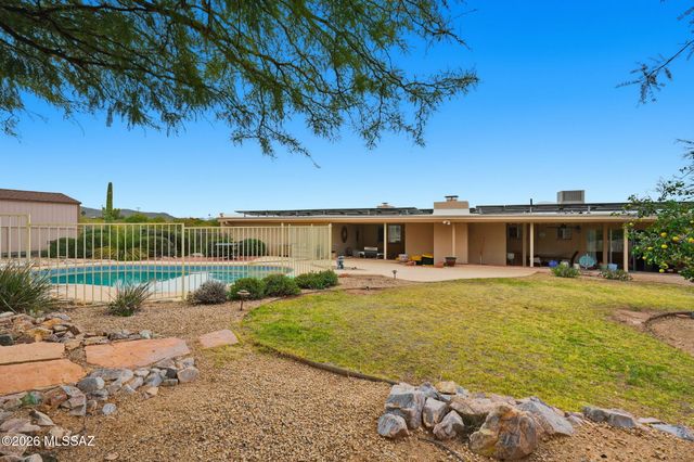 11141 E Escalante Road, Tucson, AZ 85730