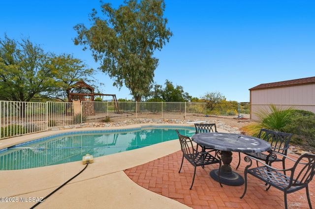 11141 E Escalante Road, Tucson, AZ 85730