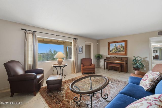 11141 E Escalante Road, Tucson, AZ 85730