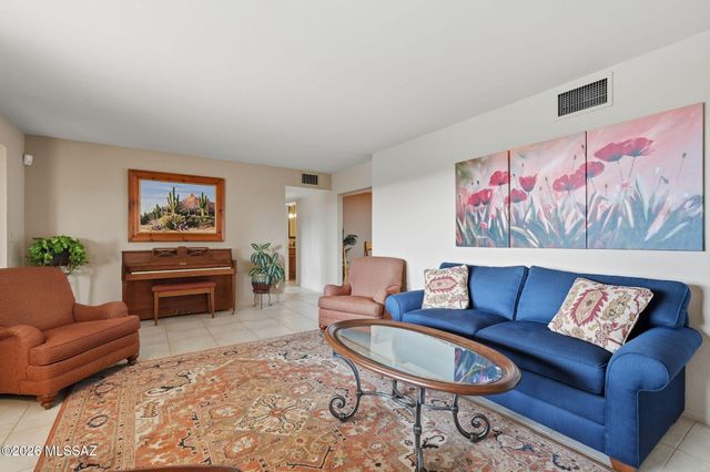 11141 E Escalante Road, Tucson, AZ 85730