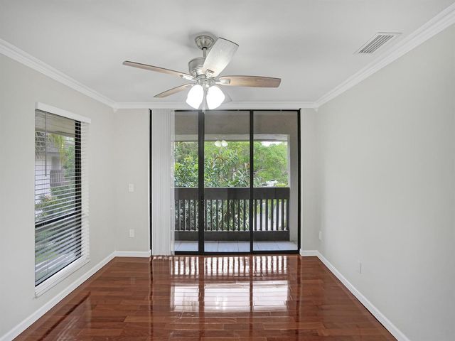 9280 Sabal Ridge Circle B, Boca Raton, FL 33428