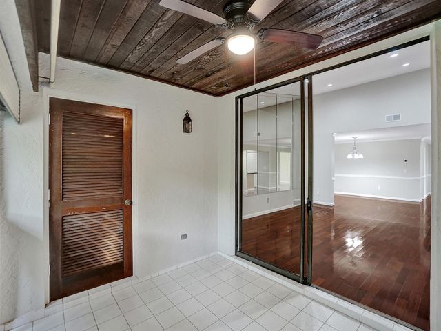 9280 Sabal Ridge Circle B, Boca Raton, FL 33428