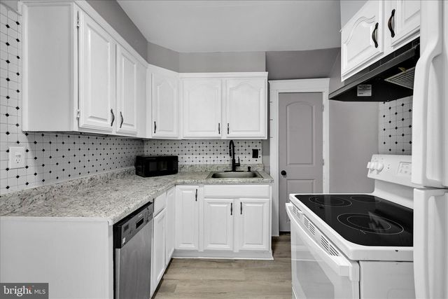 18 PENNWYN TC TER, Reading, PA 19606