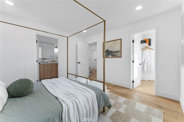 5334 Hillcrest, Los Angeles, CA 90043