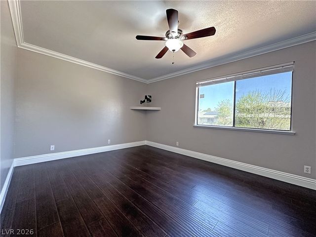 2414 La Casa Drive, Henderson, NV 89014