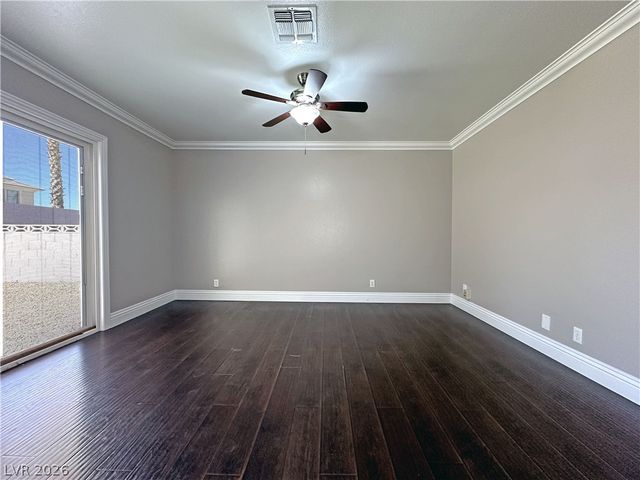 2414 La Casa Drive, Henderson, NV 89014