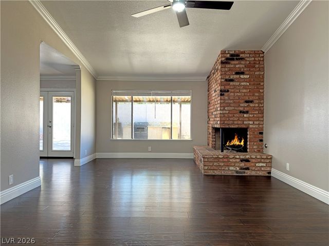 2414 La Casa Drive, Henderson, NV 89014