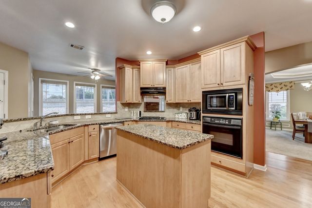 2213 HAMILTON MILL Parkway, Dacula, GA 30019