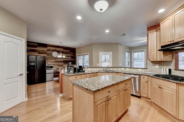 2213 HAMILTON MILL Parkway, Dacula, GA 30019