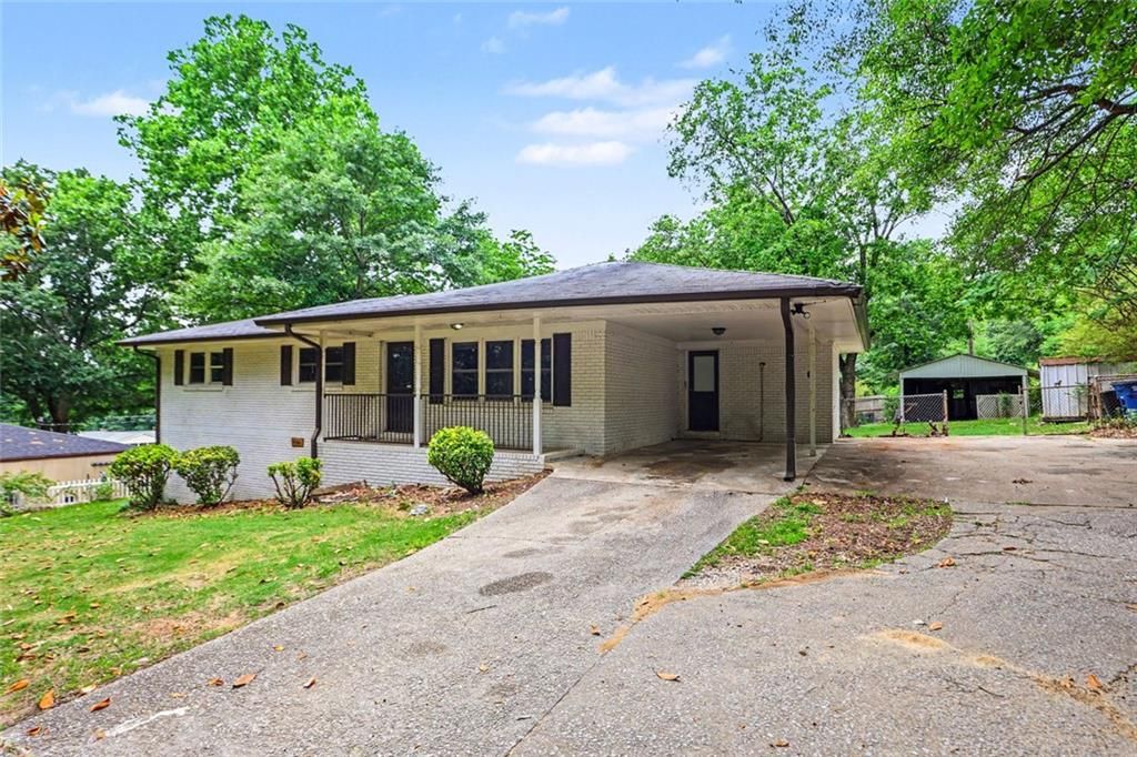 1215 Burnt Hickory Road, Douglasville, GA 30134