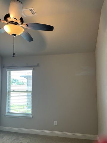 118 Jazlyn Drive, Keene, TX 76059