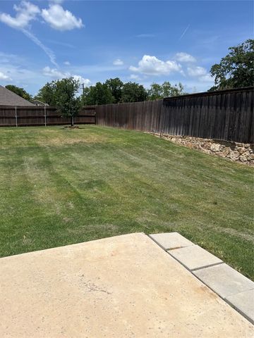 118 Jazlyn Drive, Keene, TX 76059