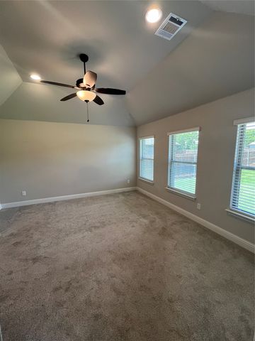 118 Jazlyn Drive, Keene, TX 76059