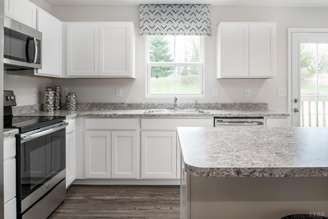 64 Crossing Court, Bedford, VA 24523