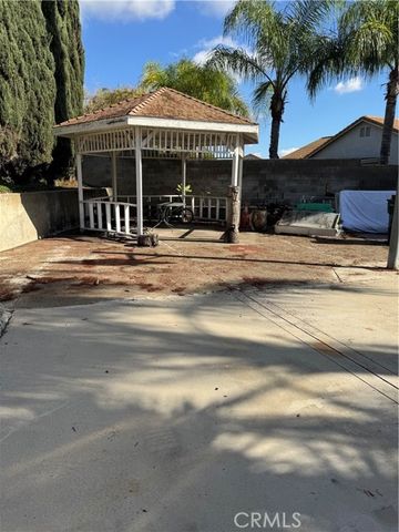 504 S Quince, Bloomington, CA 92316