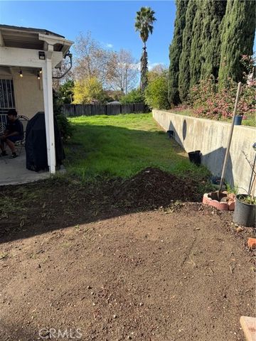 504 S Quince, Bloomington, CA 92316