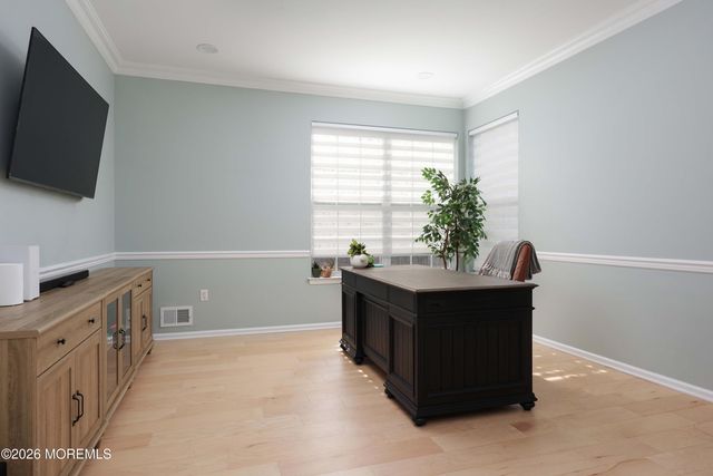 53 Kirschman Drive, Matawan, NJ 07747