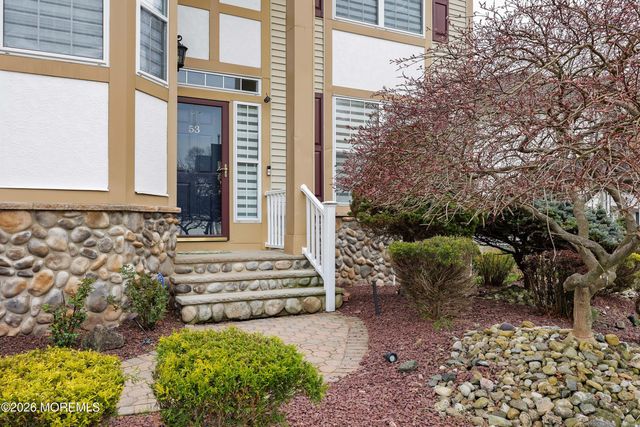53 Kirschman Drive, Matawan, NJ 07747