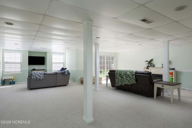 53 Kirschman Drive, Matawan, NJ 07747