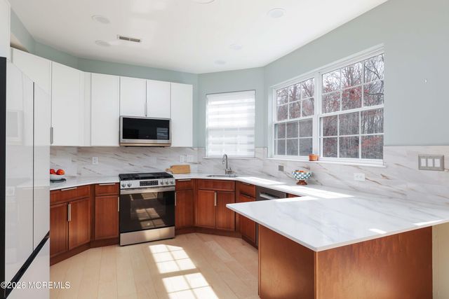 53 Kirschman Drive, Matawan, NJ 07747