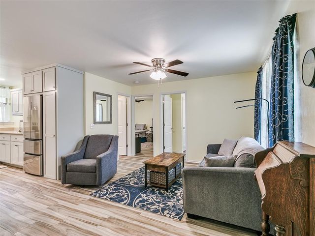 14587 S Sooner Road, Edmond, OK 73034