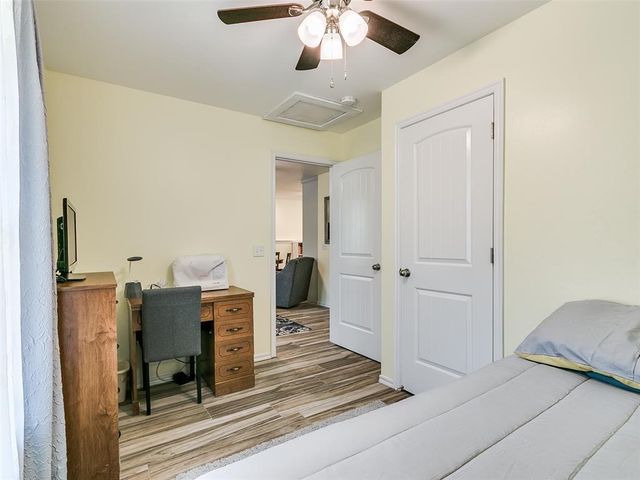 14587 S Sooner Road, Edmond, OK 73034