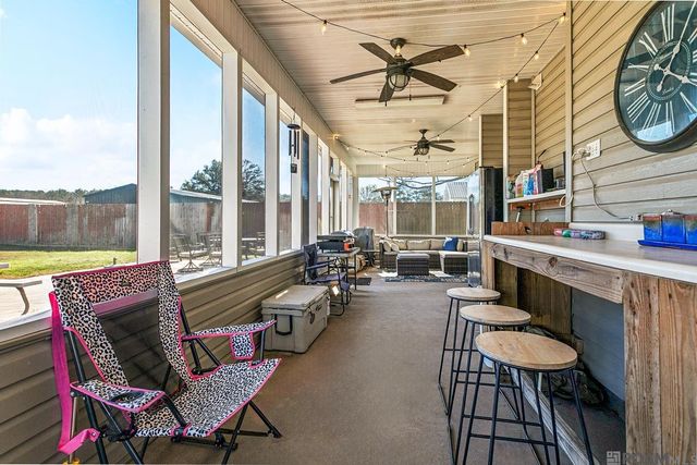 39152 S Thibodeaux Rd, Ponchatoula, LA 70454