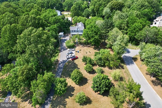 2715 LOWER MARLBORO RD, Owings, MD 20736