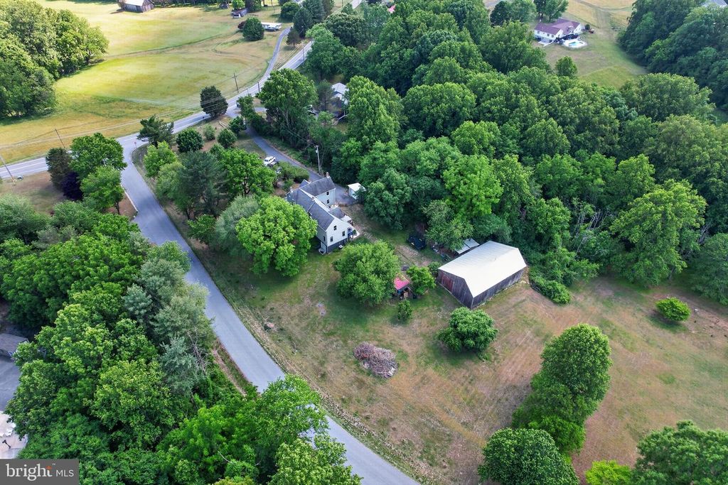 Image 17 of property listing at 2715 LOWER MARLBORO RD, Owings, MD 20736