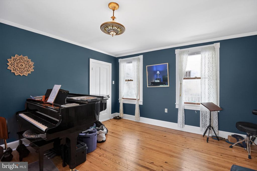 Image 29 of property listing at 2715 LOWER MARLBORO RD, Owings, MD 20736