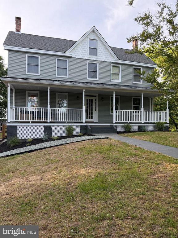 Image 5 of property listing at 2715 LOWER MARLBORO RD, Owings, MD 20736