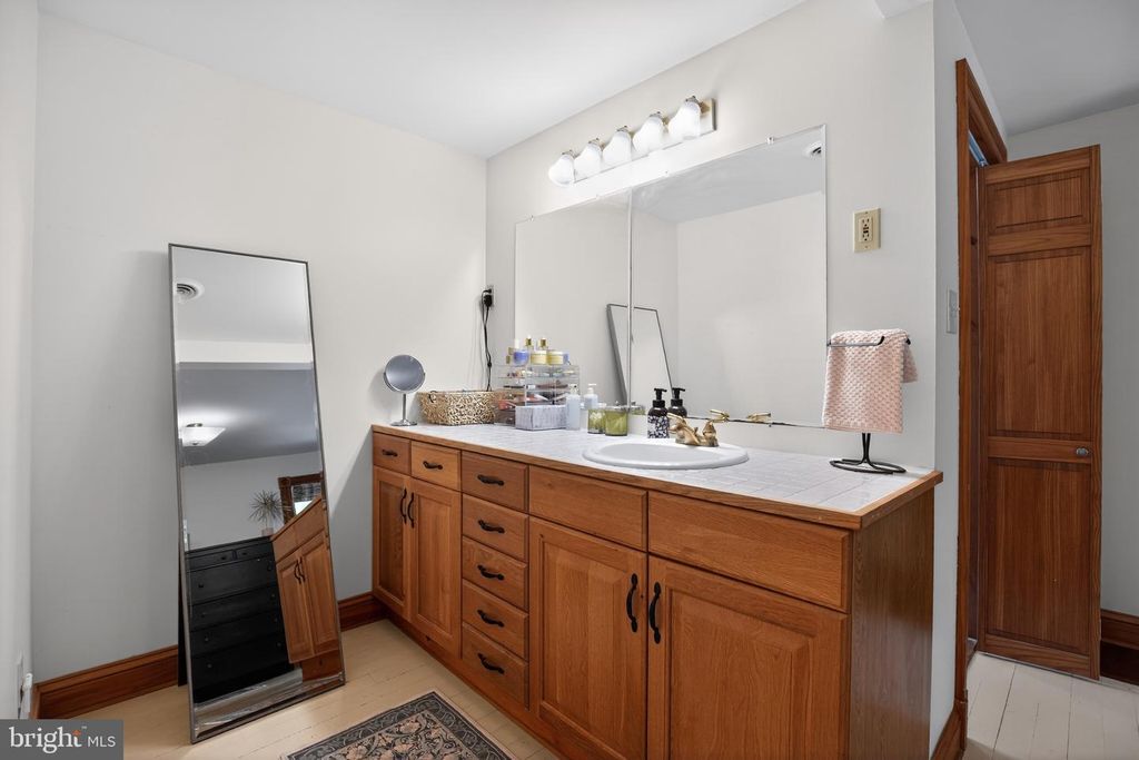 Image 51 of property listing at 2715 LOWER MARLBORO RD, Owings, MD 20736