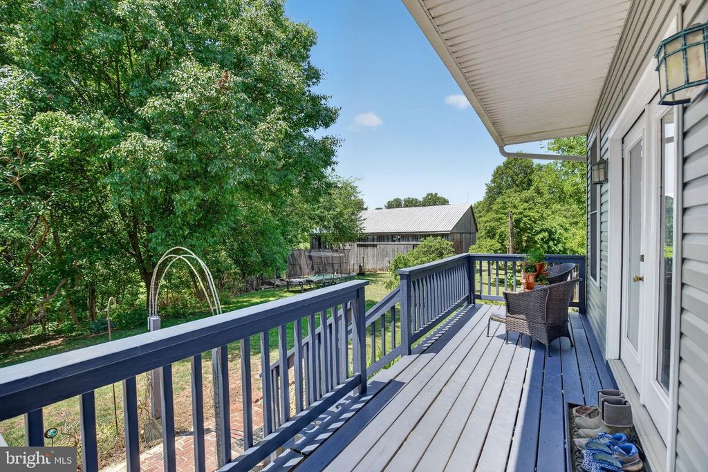 Image 9 of property listing at 2715 LOWER MARLBORO RD, Owings, MD 20736