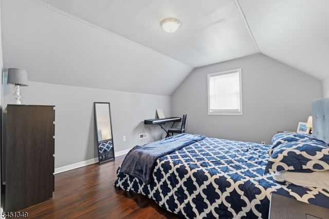 63 Johnson St, Clifton City, NJ 07014